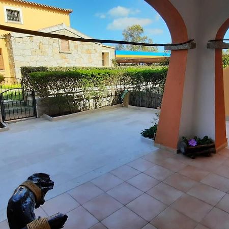 Villa Le Residenze Del Mare à Porto San Paolo  Extérieur photo
